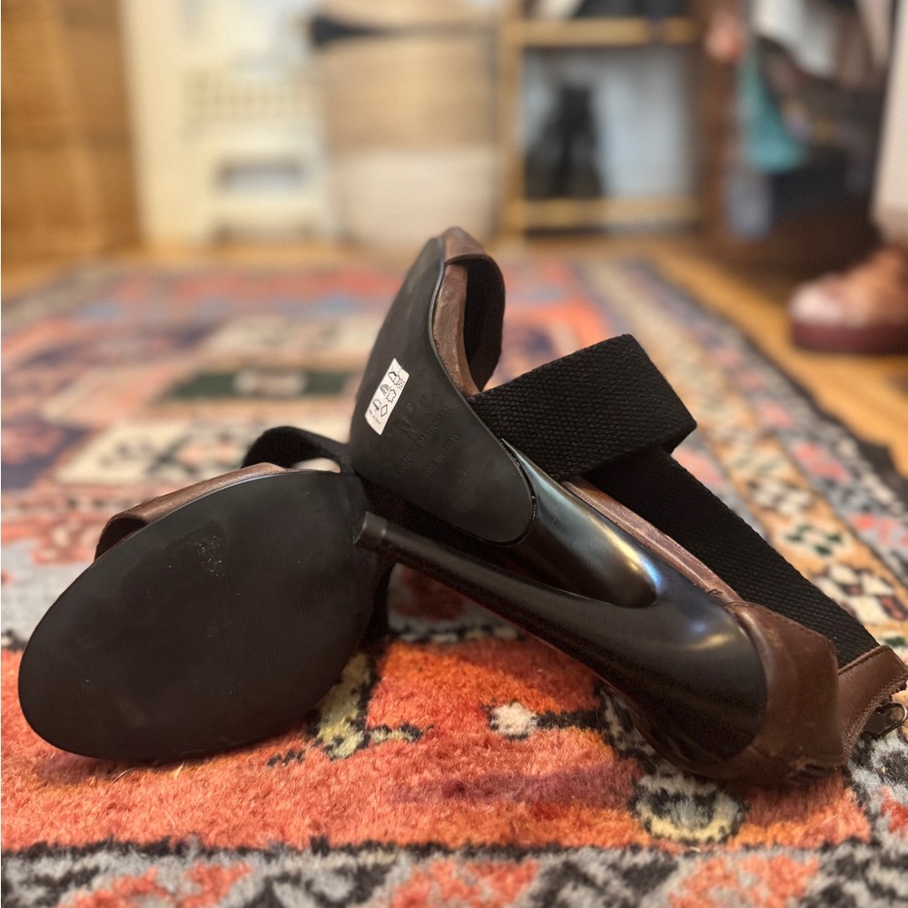 C'N'C CoSTUME NATIONAL Brown Leather & Black Canvas Wrap Heels - Made in Italy - Picture 9 of 10